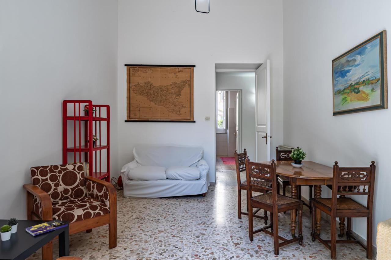 Corso Italia Flat Near The Seafront Apartment