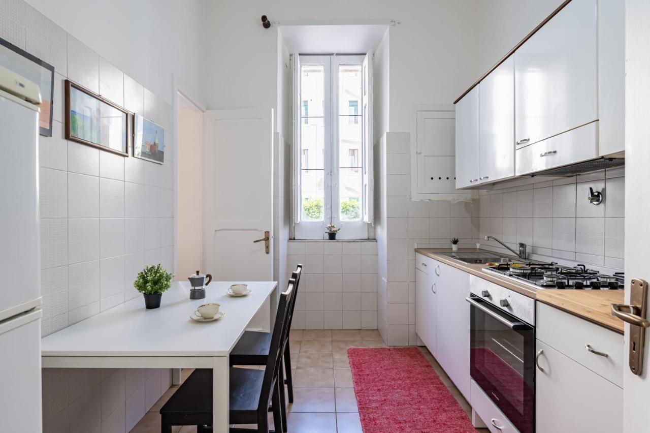 Corso Italia Flat Near The Seafront * CTA